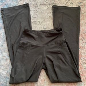 Old Navy Active Powersoft High-Rise Slim Boot-Cut Pant Size Medium